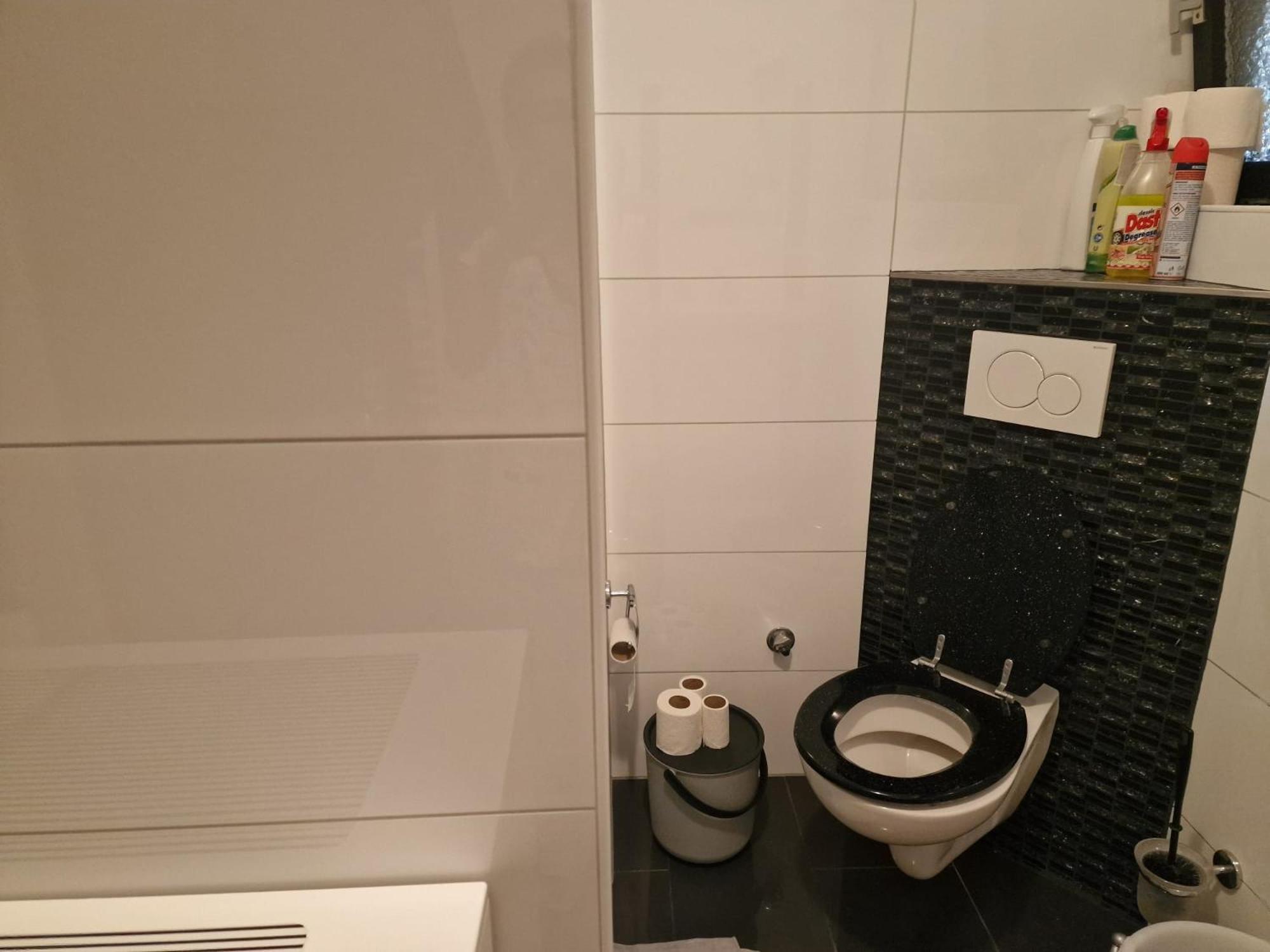 A Special Room In A Private German Style Home City Airport City Airport Mannheim Exterior foto